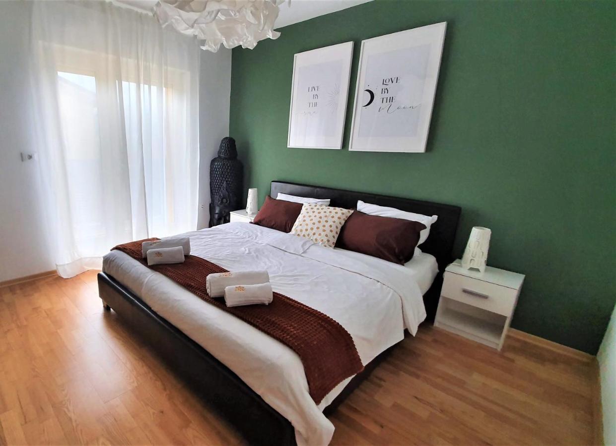 Apartment And Rooms Hisa Sonca Кобарід Екстер'єр фото